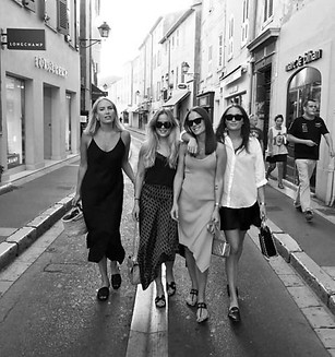 Friendships Business