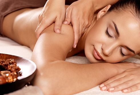 Massage, Kosmetikbehandlung, Entspannung