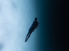 A_GUERIN_NIGHT_DIVER©COOMBS-ALMO_12.jpg
