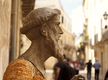 cartapesta-lecce_edited.jpg