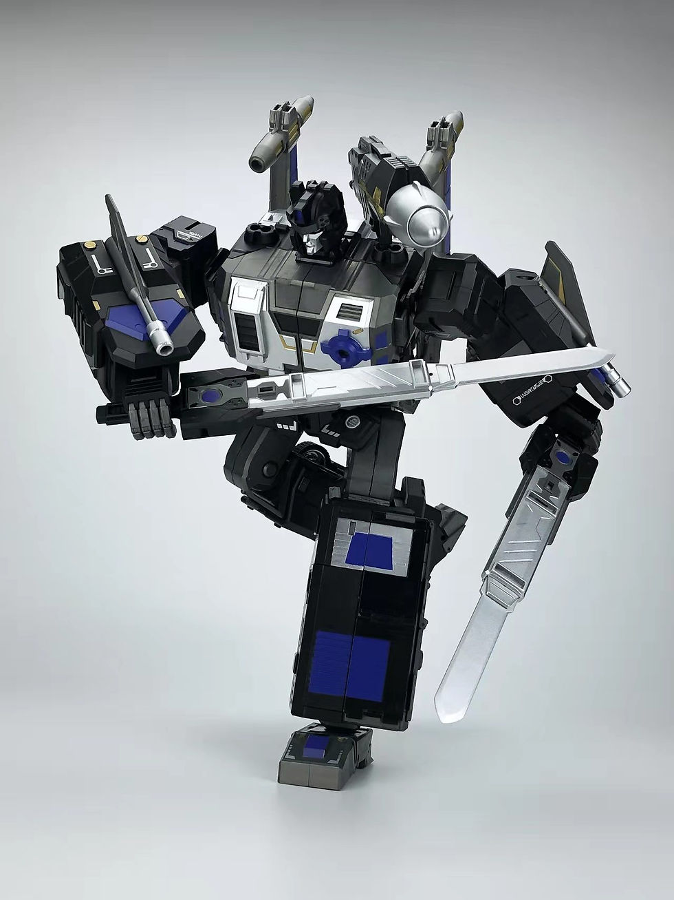 Thumbnail: [Back-to-Back Order] Fans Hobby Master Builder MB-11A Black God Armor Reissue