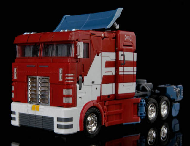 Thumbnail: [Back-to-Back Order] GCreation GDW-01 Ultra Maxmas Reissue IDW Optimus Prime