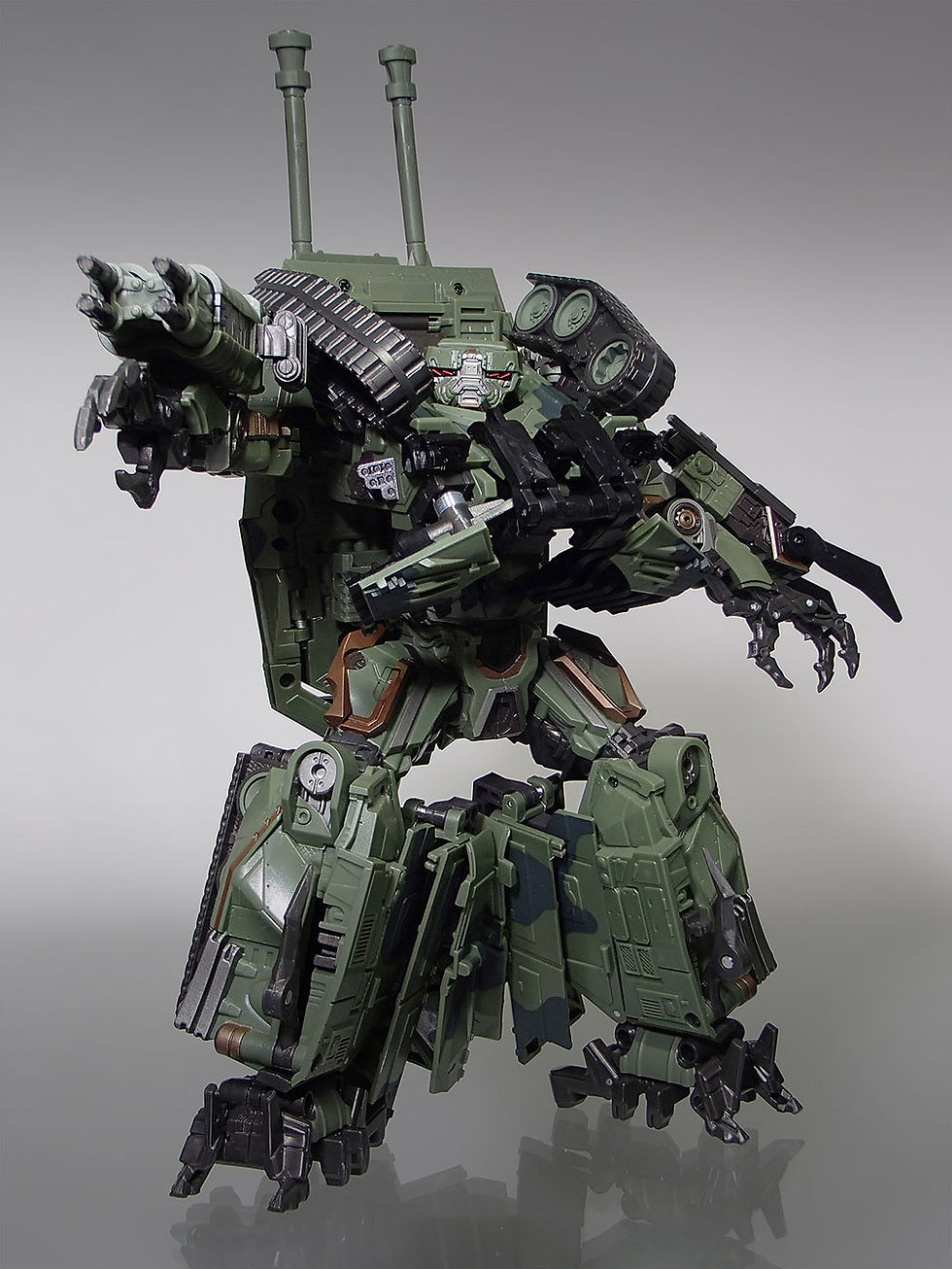 Thumbnail: [BtB Order] TF Dream Factory GOD-02 Tank Warrior (Fixed Version)