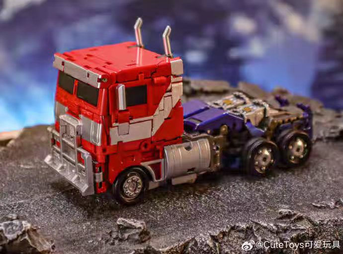 Thumbnail: Cute Toys CT-01 Iron Prime