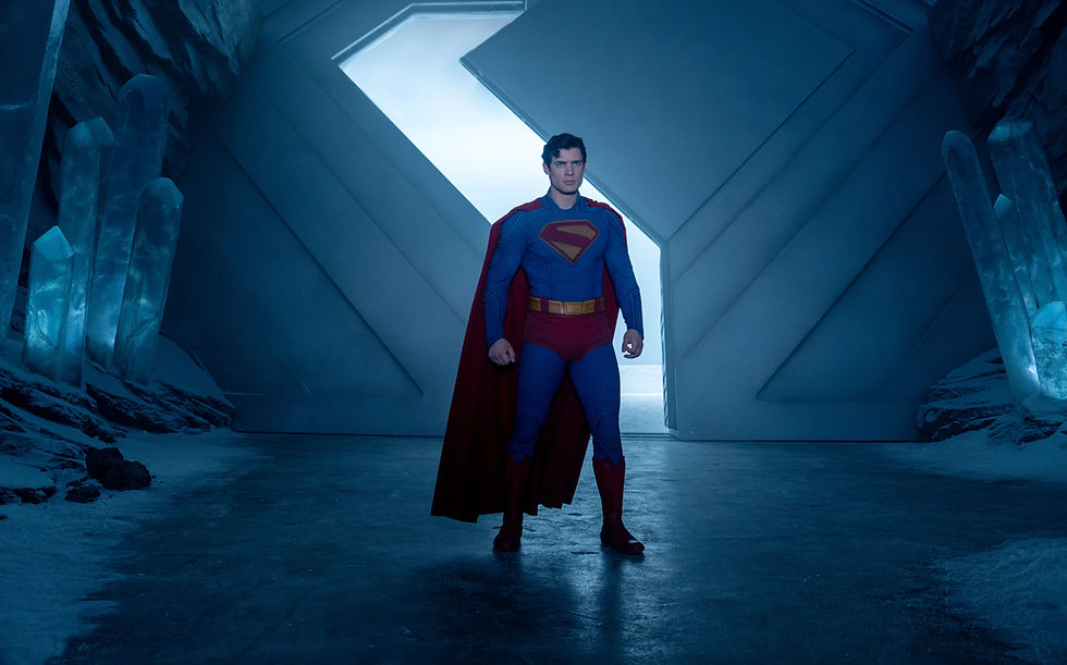 David Corenswet plays a young and naïve Superman as he navigates a plethora of challenges.