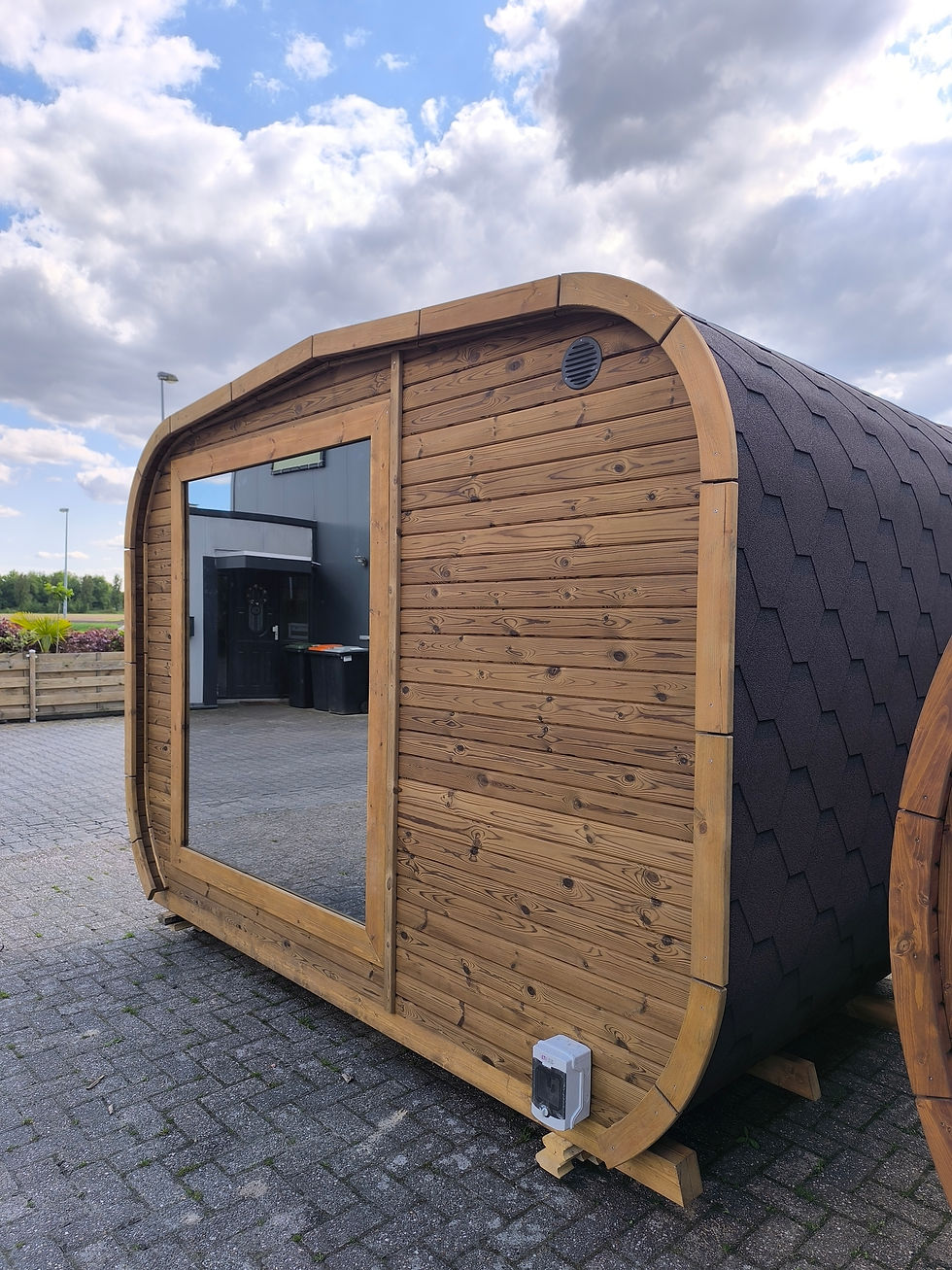 Thumbnail: Nordic Curve LUX