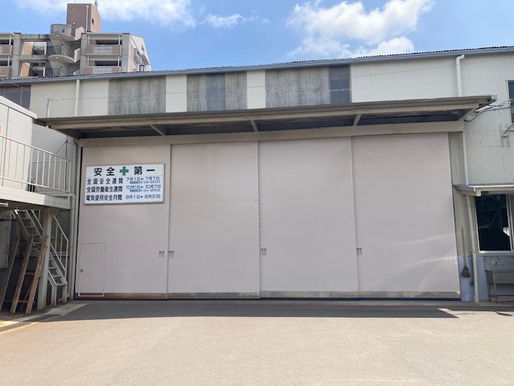 扉の塗り替え