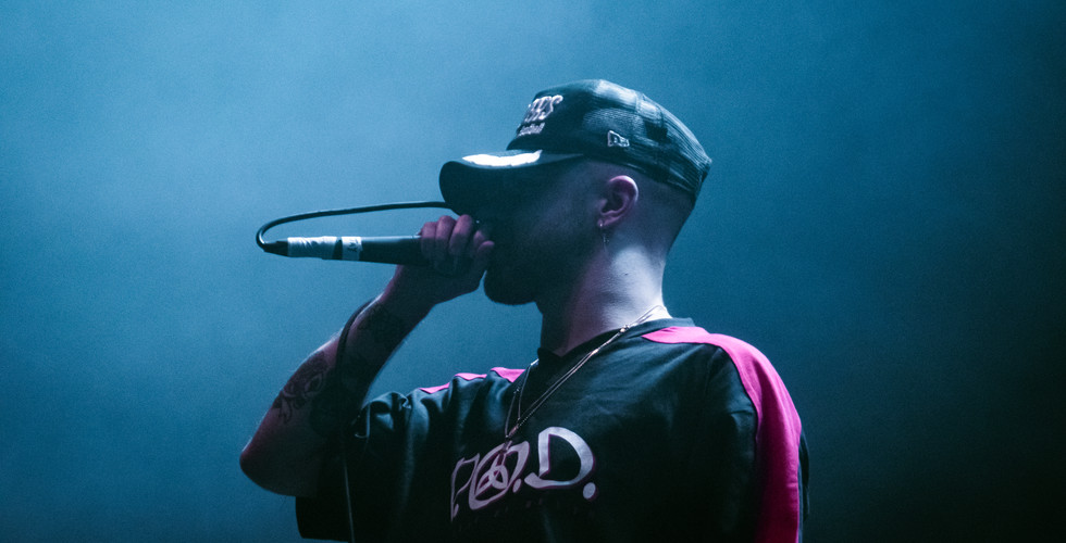 Guilt Trip Halle Tony Garnier