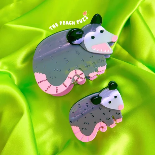 Possum Hair Claw | Small or Medium | The Peach Fuzz | Kitschy Hair