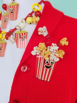 Get BAKED(lite) & Look Lux in Luxulite! Iconic, Nostalgic 1940's - 50's Bakelite inspired designs Restocked at Fab Hatters!