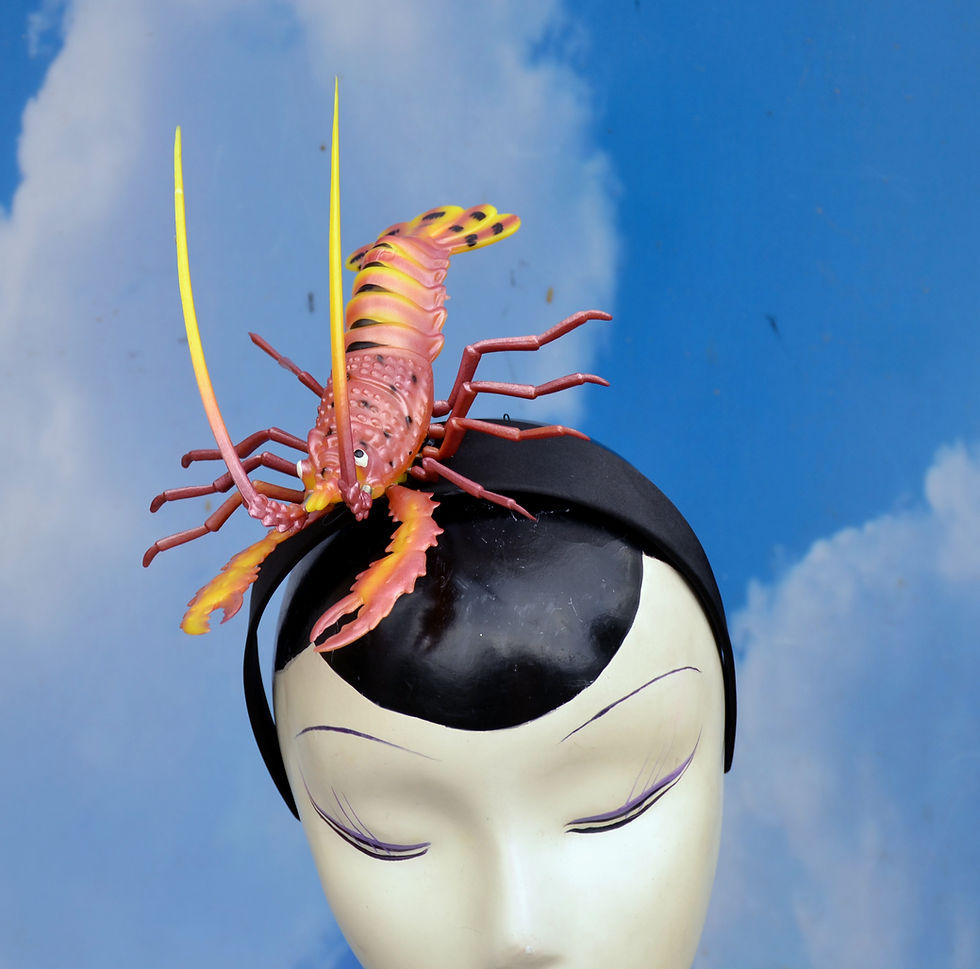 縮圖：Pale Baby Pink Lobster Headband Fascinator