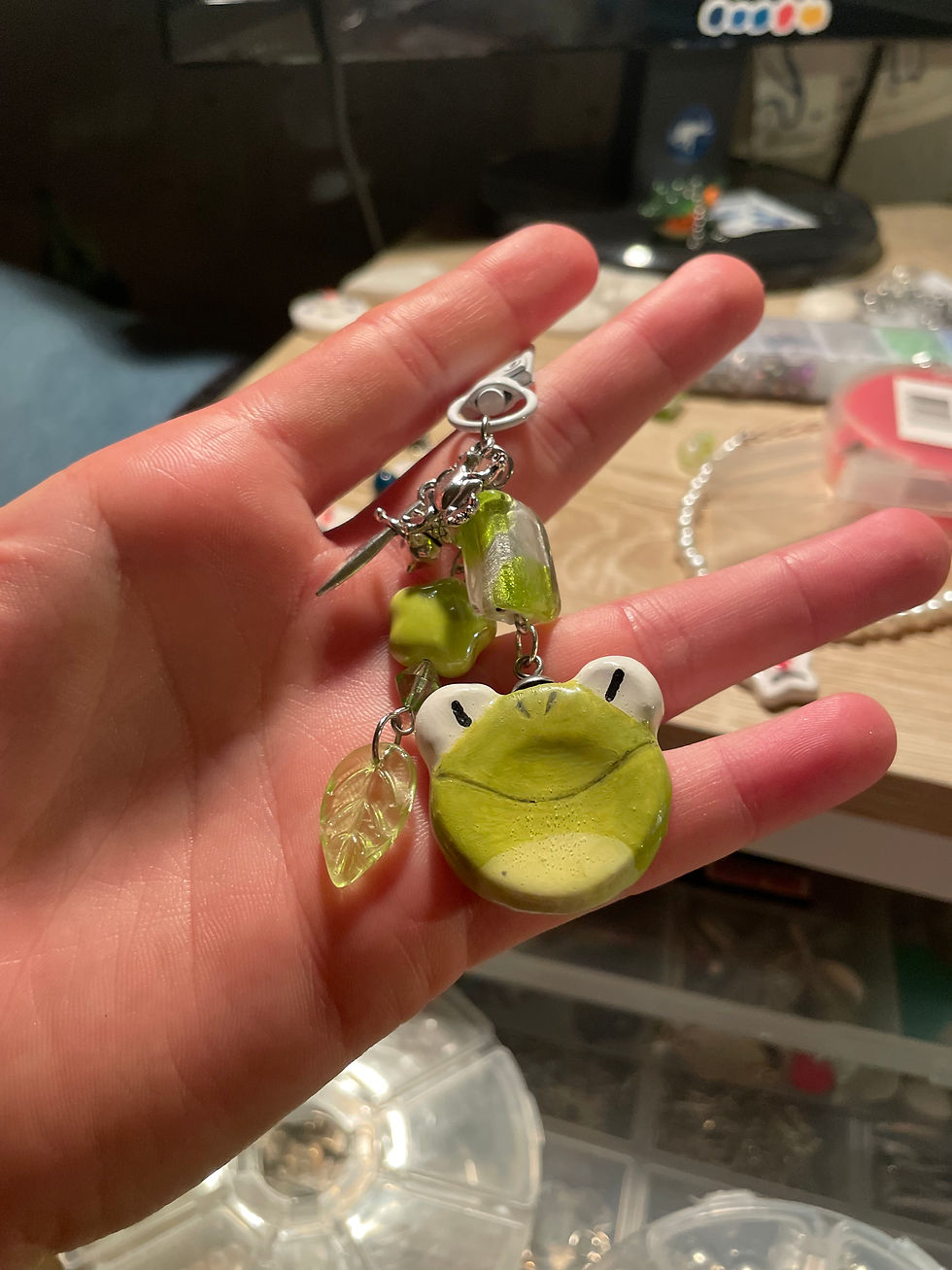 Thumbnail: Frog Worry Stone Keychain