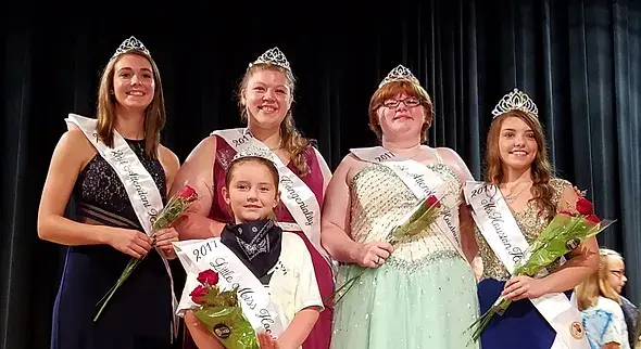 2017 Hoedown Queen Court_edited_jp.jpg.webp
