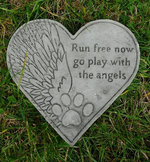 Concrete garden ornament  Heart plaque
