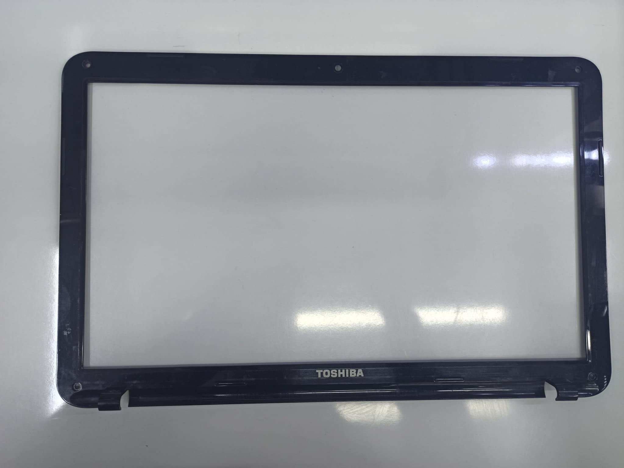 Toshiba Satellite L850 Orijinal Çıkma Ön Çerçeve (Bezel)