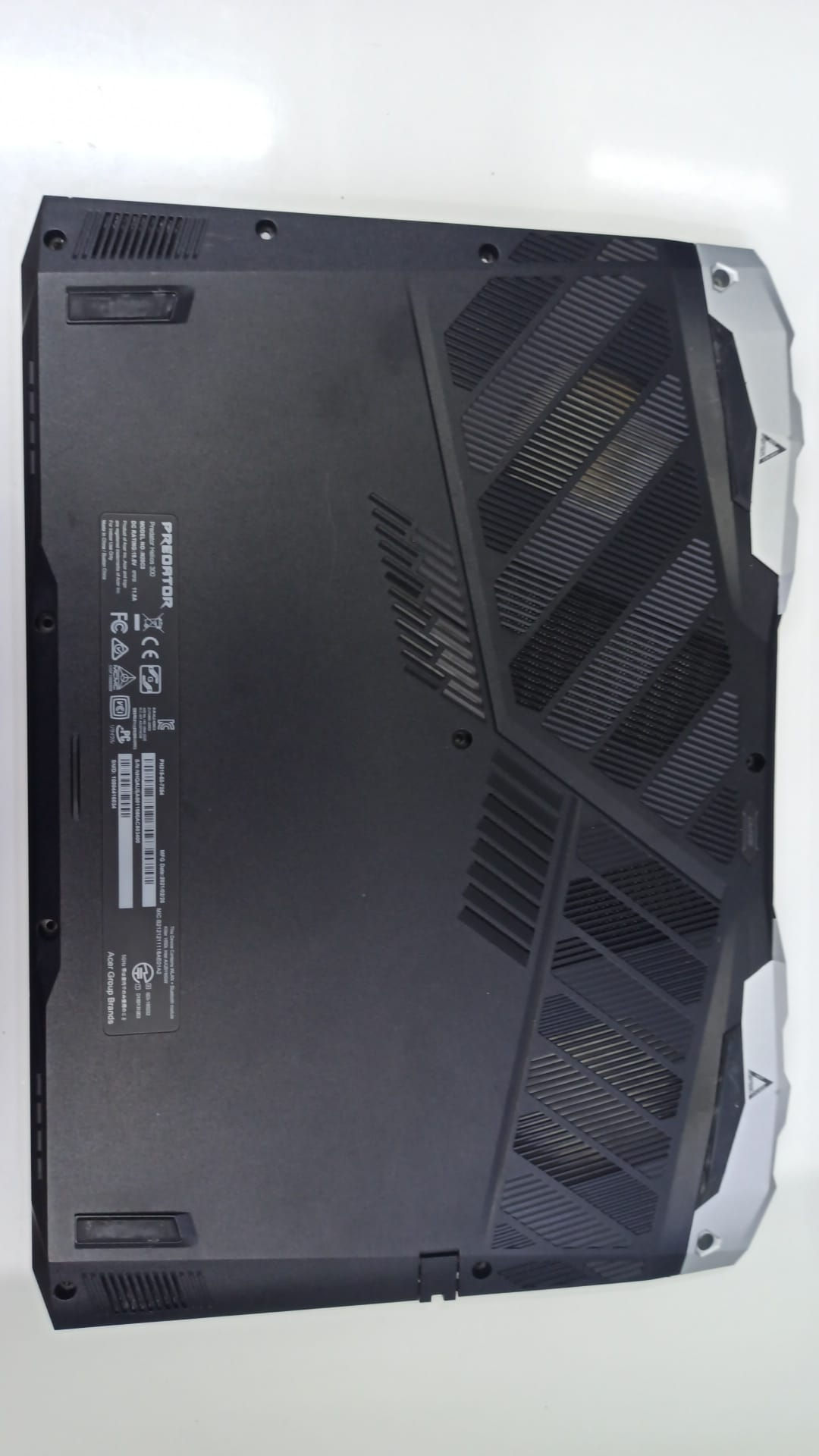 Acer Predator Helios 300 N20C3 Orijinal Çıkma Notebook Alt Kasa