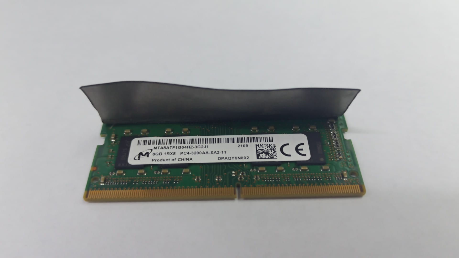 Micron MTA8ATF1G64HZ-3G2J1 8GB DDR4 3200MHz CL22 Orijinal Çıkma Notebook RAM