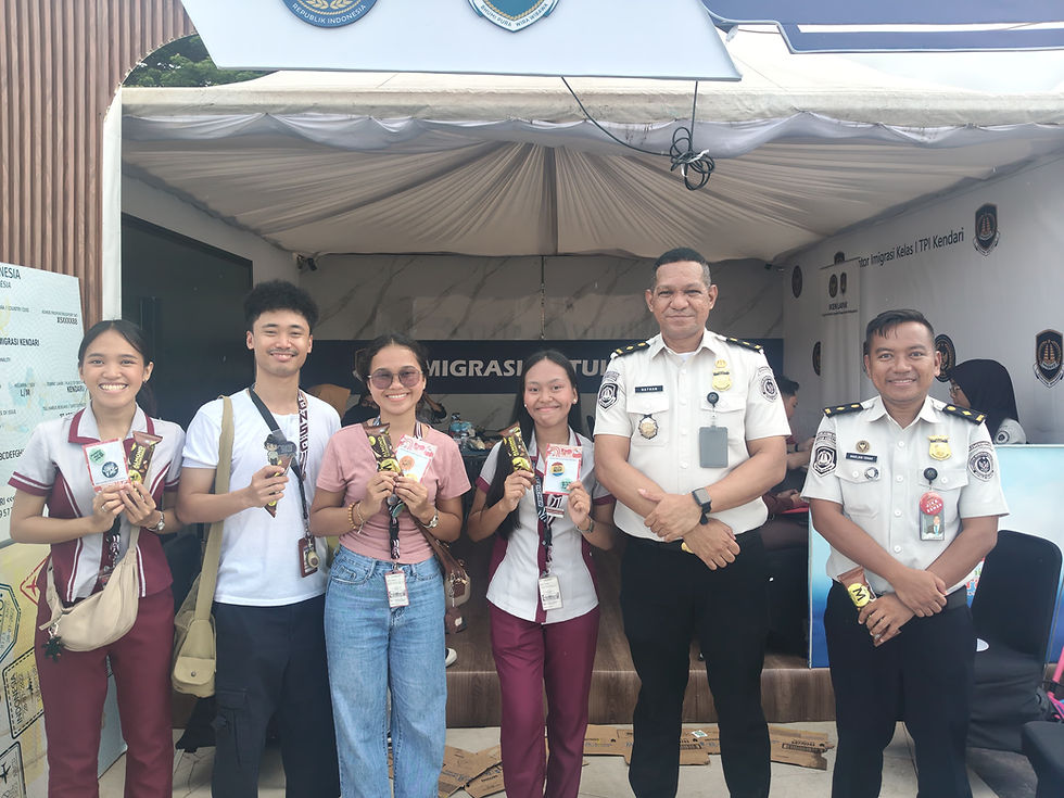 won prices at the booth of Kendari Immigration