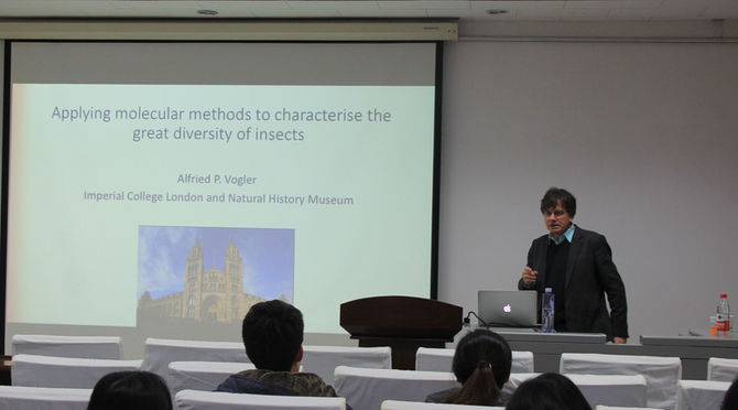 英国帝国理工学院教授Alfried P. Vogler来访