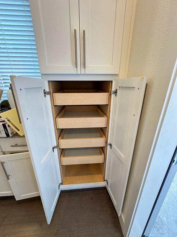 Custom pantry by Quality Closets Designs, photo 4