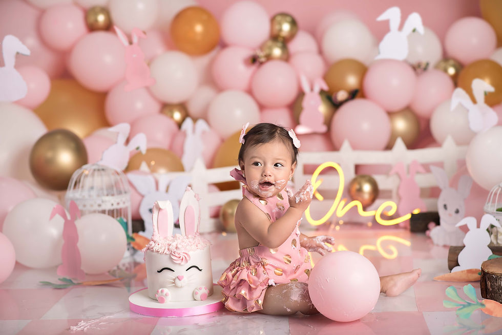 CAKE SMASH