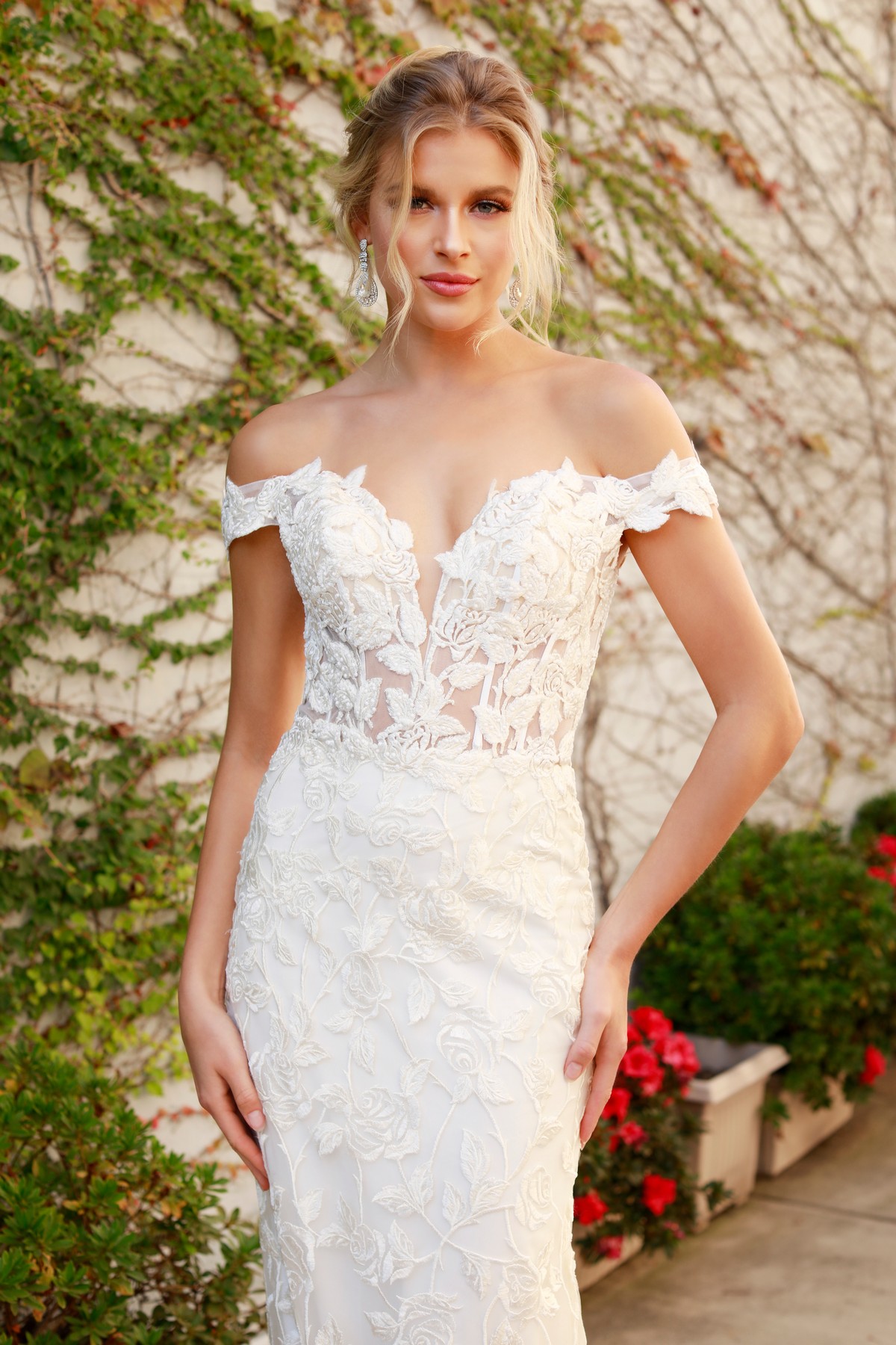 Valley Bridal — photo 15 of 18