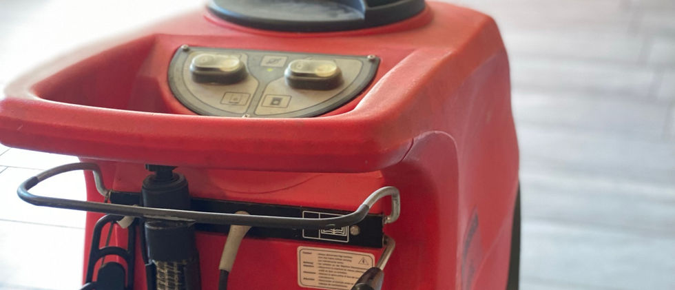 Pavimento pulito grazie alla tecnologia e ai prodotti utilizzati.