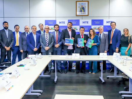 Representantes do Acordo de Cooperação Mobilidade de Baixo Carbono para o Brasil (MBCB) se reúnem com ministro Luiz Marinho