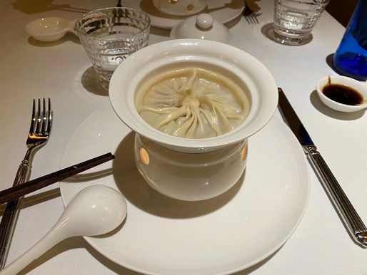 China Crown inaugura su temporada de sopas con la Dim Sum Imperial de aleta de tiburón