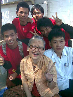 248609_150986688308517_2771342_n