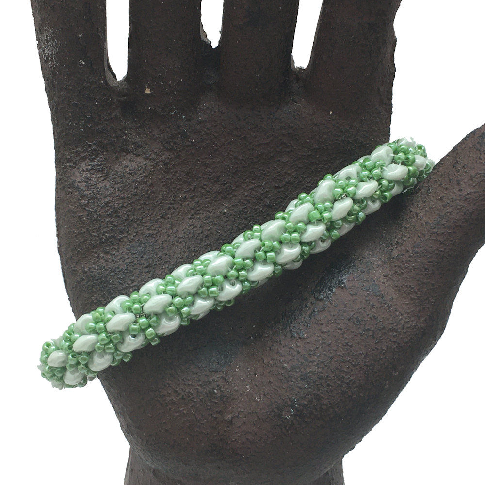 Spring Green White Bracelet • S10BR028 | SmokyMountainBeads.com