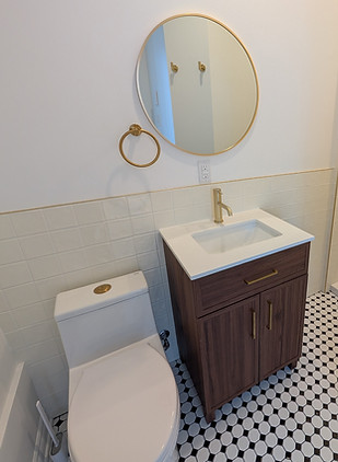 reno-a-neuf-bathroom-renovation-before-a