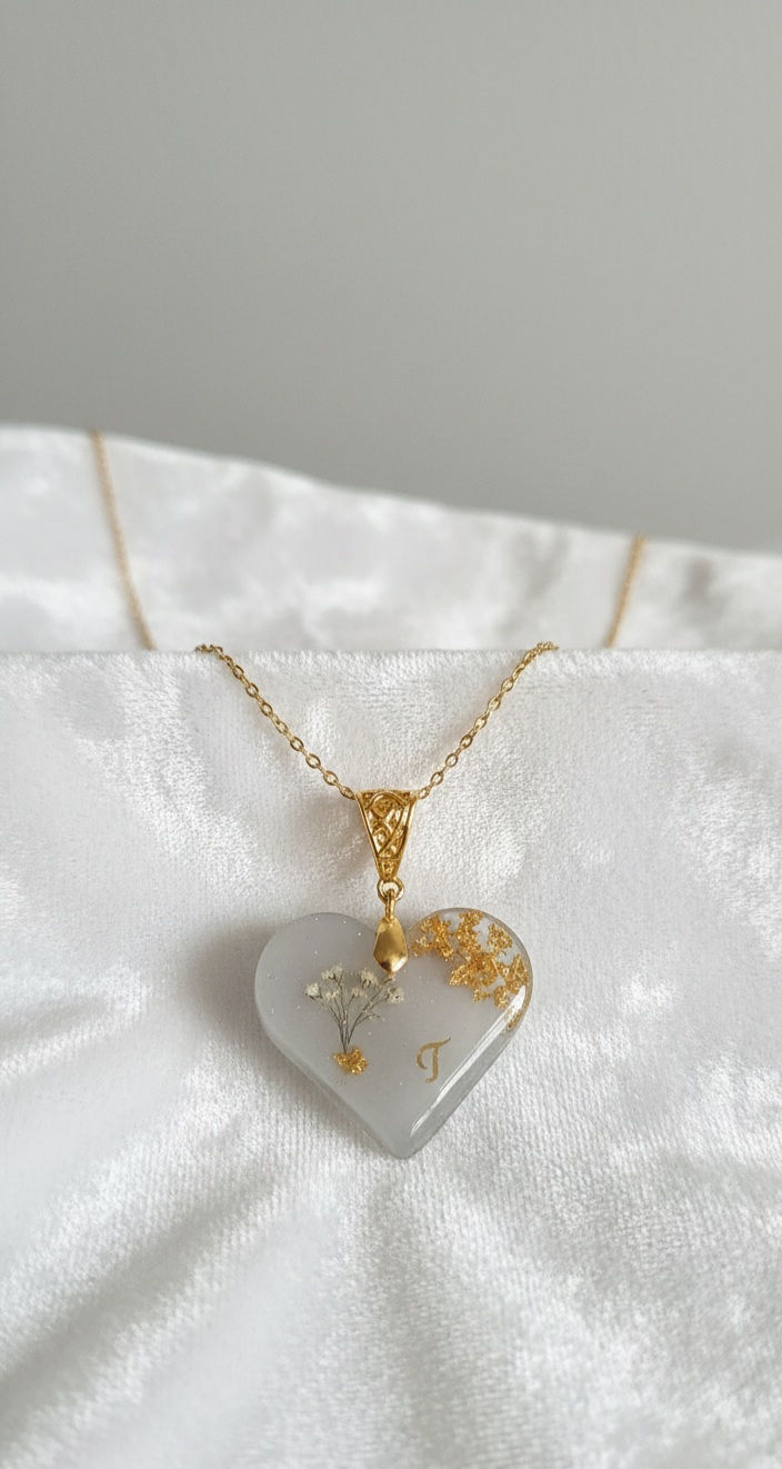 Collier Claras