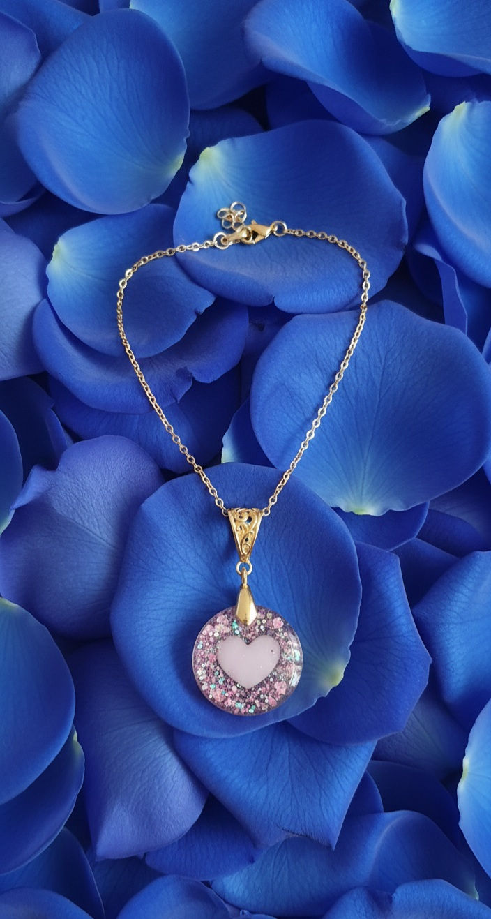 Collier Manoa