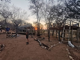 bushcamp sunset