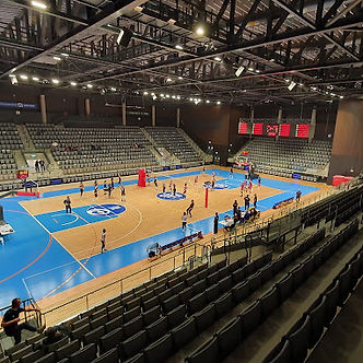 היכל הספורט אנרבוקס.jpg