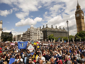 Boris Johnson a cerut amânarea Brexitului