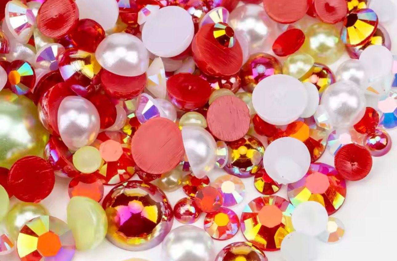 (02) Red, White and Light Green Flatback Pearl and Rhinestone Mix 20g