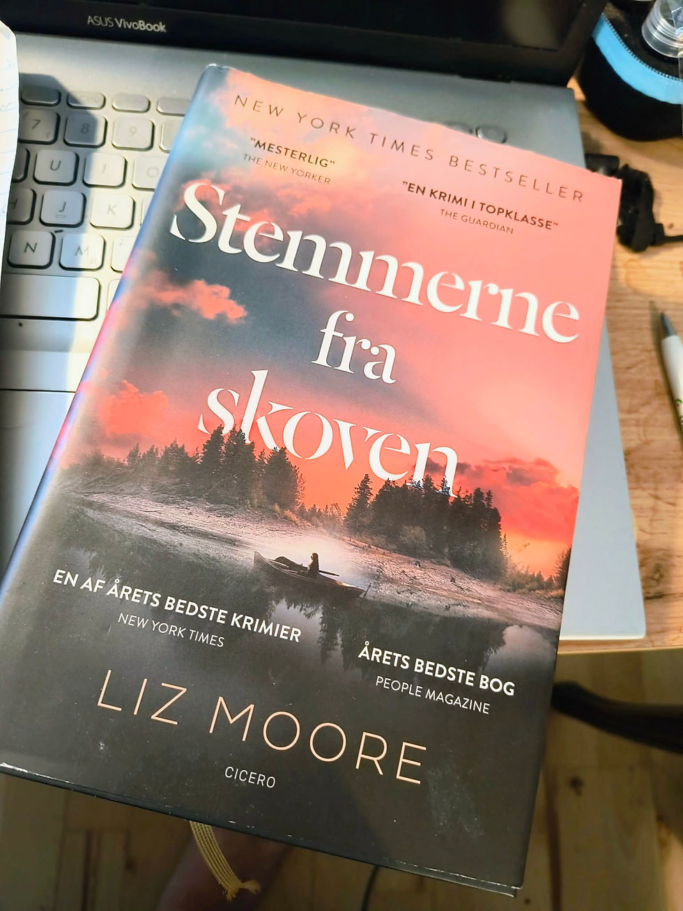 STEMMERNE FRA SKOVEN