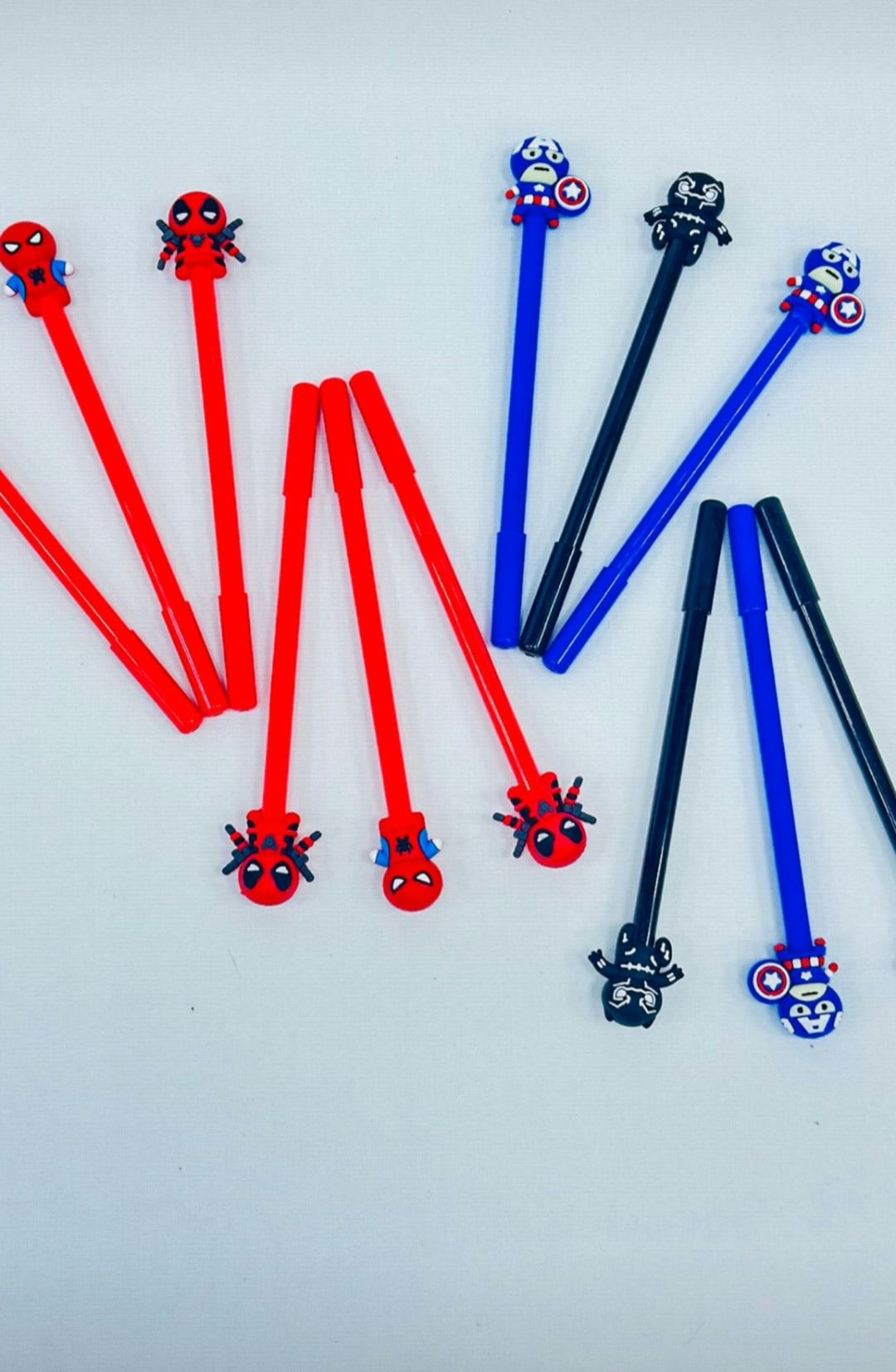 أقلام حبر ( ١٢ قلم )