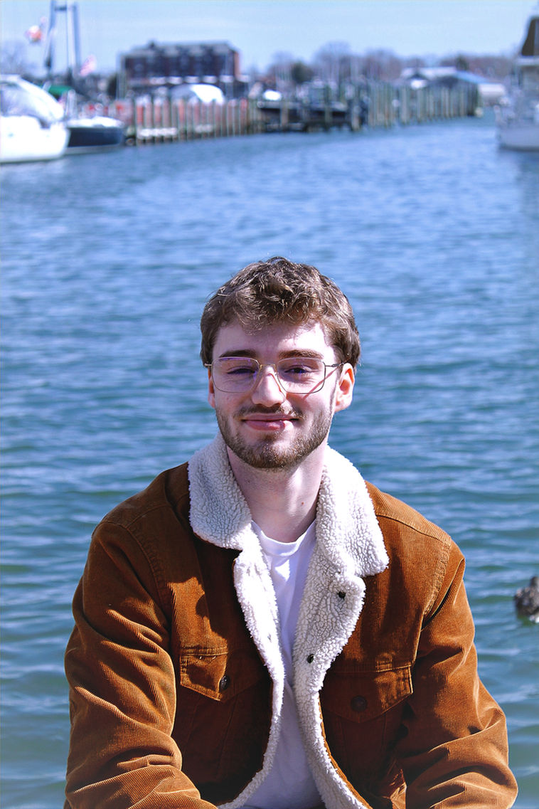 Are Screens Killing Your Eyes? Blame Blue Light