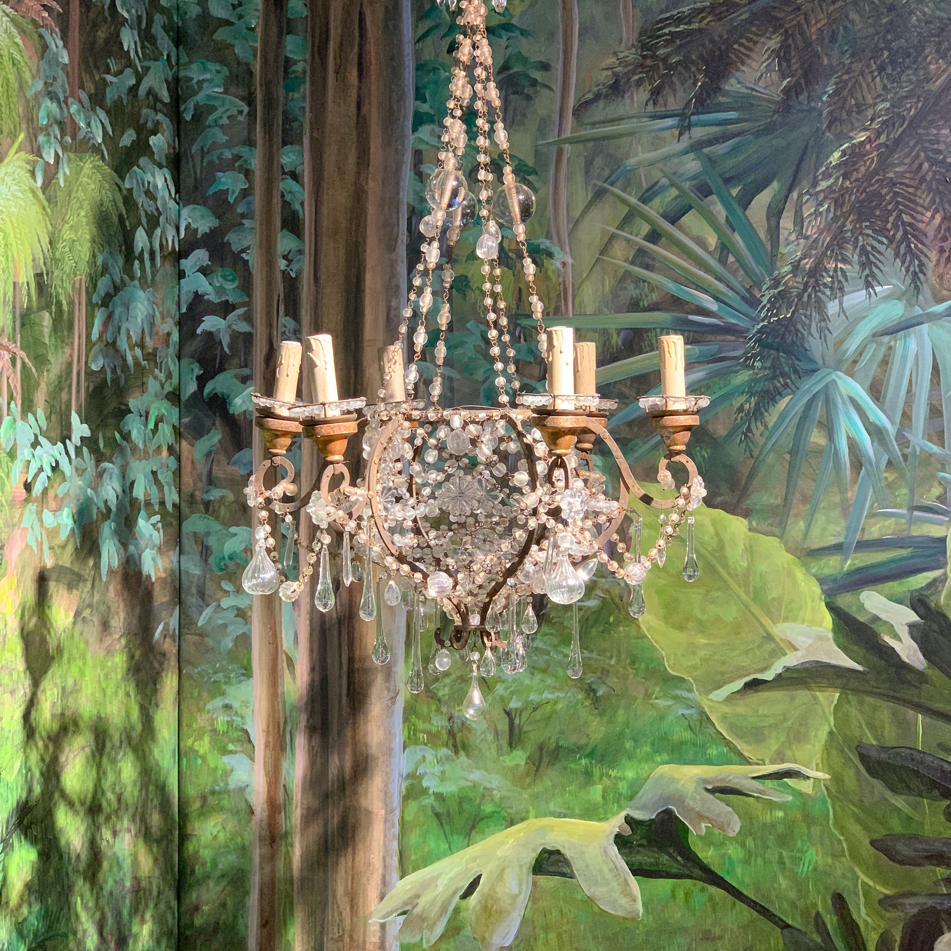 Faubourg Intérieurs, décorateur à Bordeaux et Arcachon s’est rendu au salon Maison et Objet. Retour sur une sélection pour des propositions sur vos futures rénovations. Un architecte d’intérieur ou un décorateur ou une décoratrice se rend annuellement au salon de la décoration de Paris.