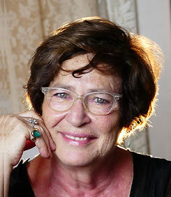 Manuela Arata.jpg
