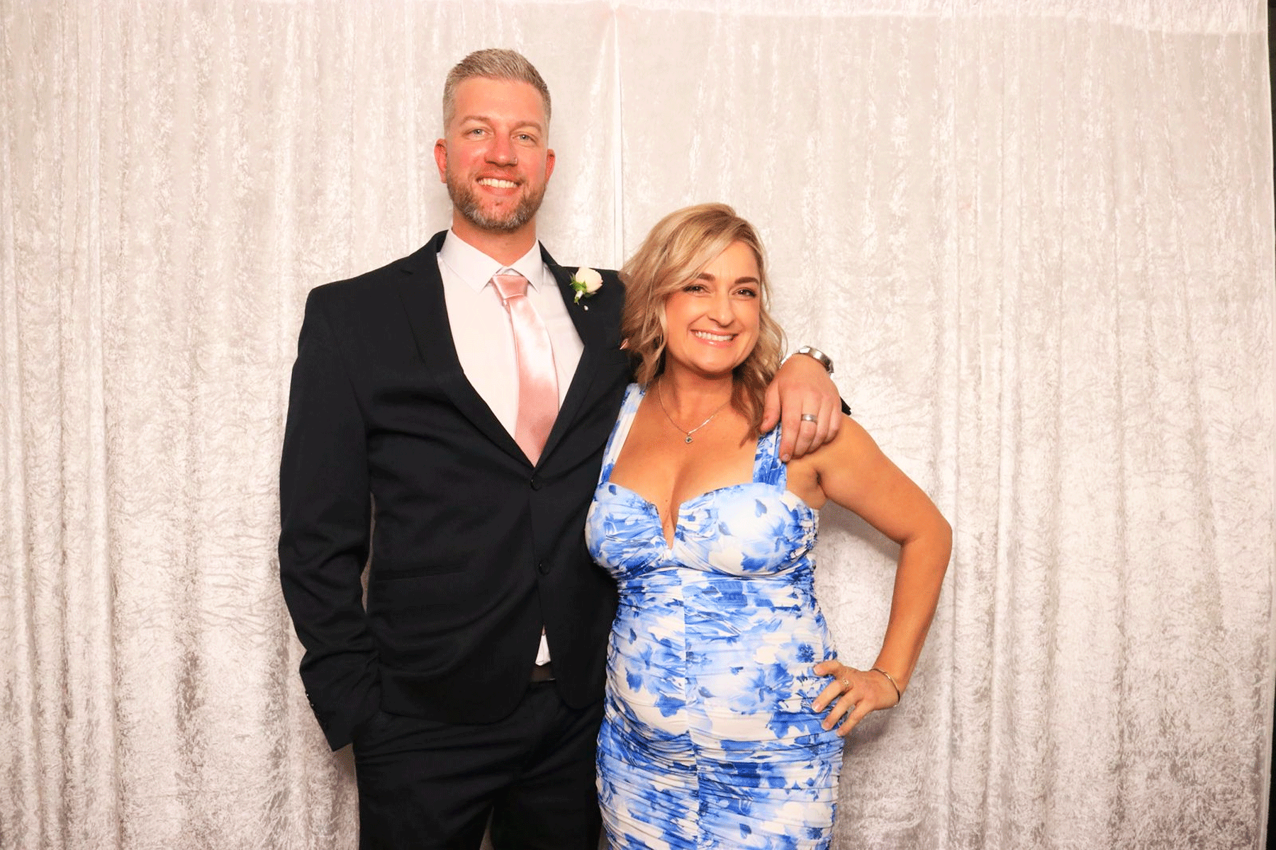 Empire-Photo-Booth-Hire-97.gif
