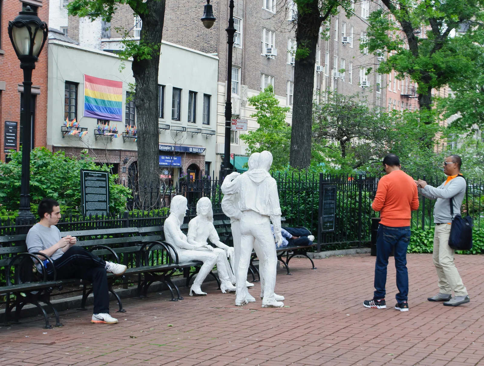 Sheridan_Square_Greenwich_Village_7247504688
