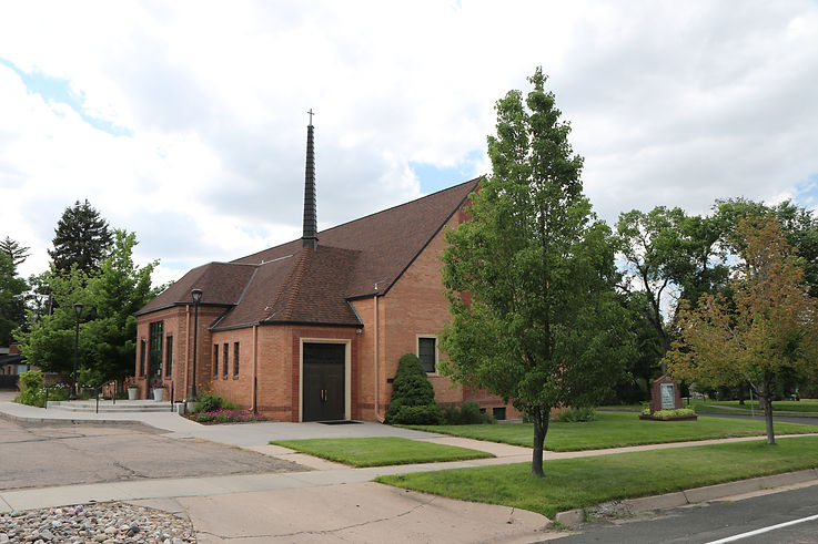 IMG_7248 (immanuel front in summer).JPG