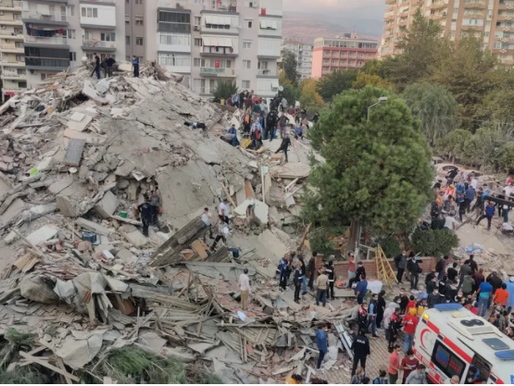 Séisme en Turquie : au moins 12 morts, plus de 400 blessés et des immeubles effondrés