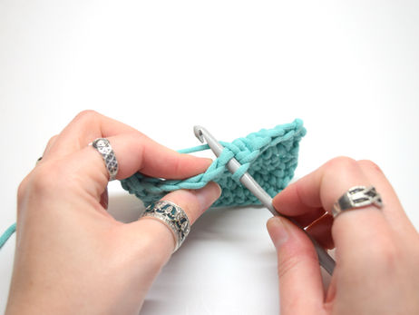 Comment faire une maille serrée allongée au crochet