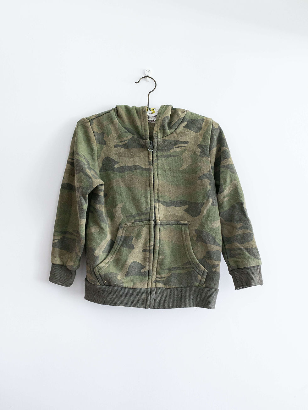 מידה 5-6 | סווטשירט קפוצ'ון ירוק צבאי | FOX