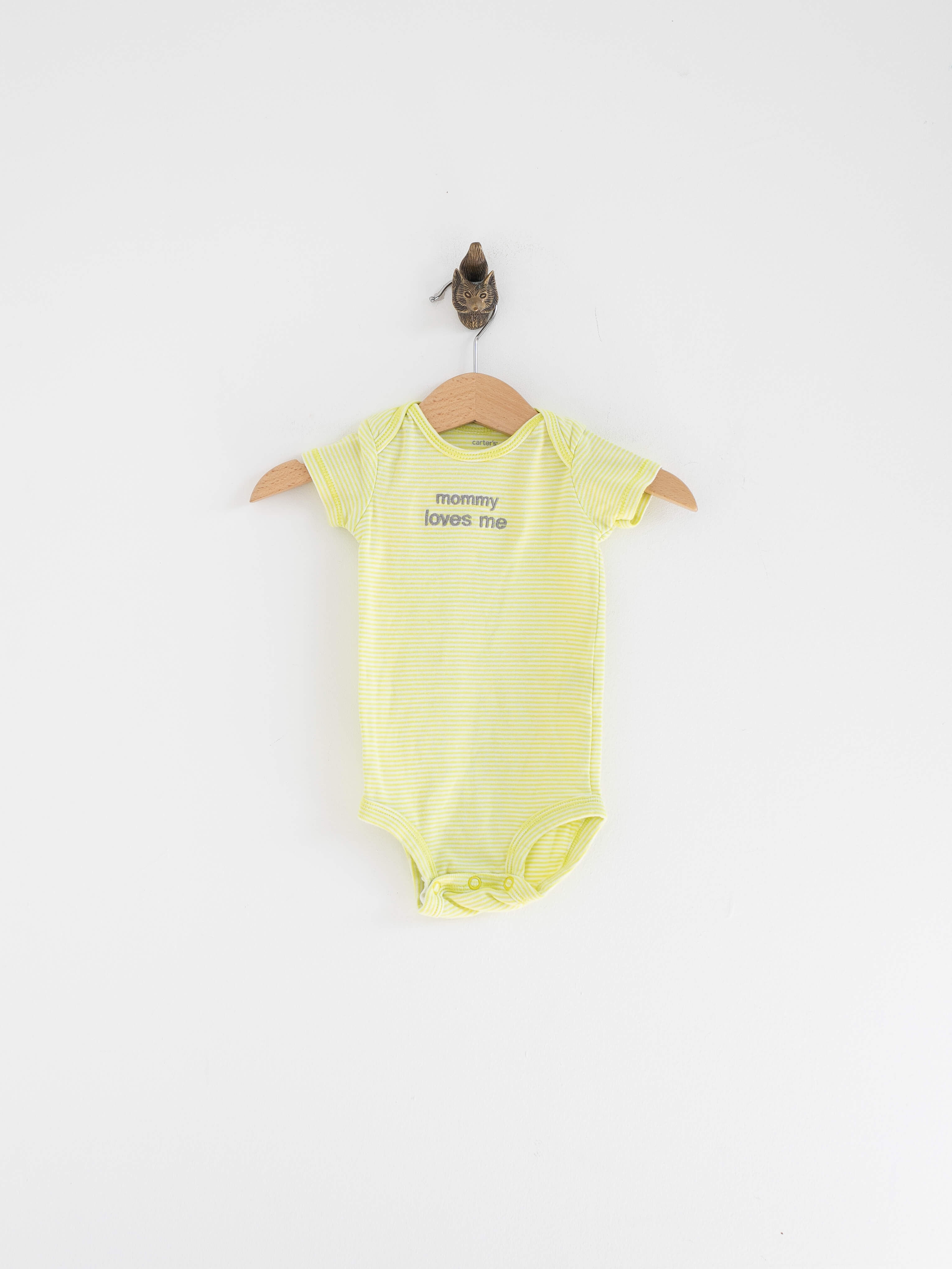 אוברול תינוק צהוב עם הכיתוב 'Heavenly Kisses'